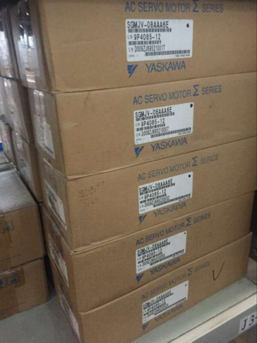 YASKAWA SGDM-A3ADA SGDMA3ADA  1PCS