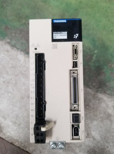 YASKAWA SGD7S-5R5A10A Used Tested 1PCS