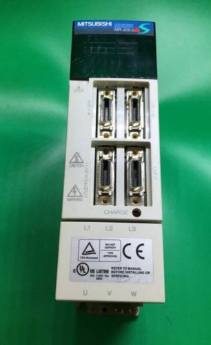 MITSUBISHI  MR-J2S-20CL Used 1PCS