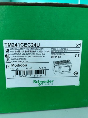 SCHNEIDER TM241CEC24U New In Box