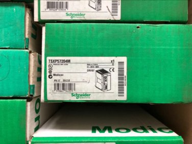 SCHNE  TSXP57204M  New In Box