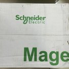SCHNEIDER XBTGT5330 XBT-GT-5330 New In Box