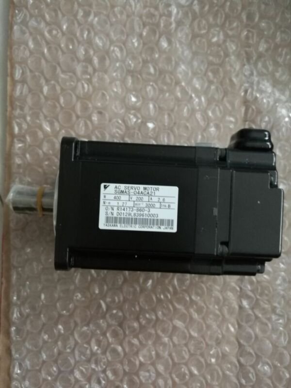 YASKAWA AC SERVO MOTOR SGMAS-04ACA21 SGMAS04ACA21 NEW FREE EXPEDITED SHIPPING