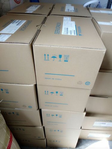 YASKAWA AC SERVO MOTOR SGMAH-04A1A6D  NEW ORIGINALEXPEDITED SHIPPING