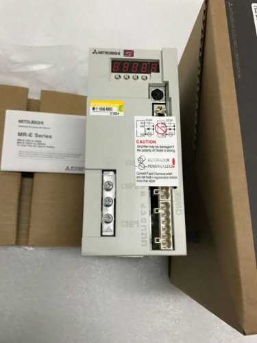 MITSUBISHI AC SERVO DRIVER  MR-E-100AG-KH003  NEW  EXPEDITED SHIPPING