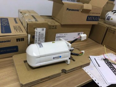 PANASONIC AC SERVO MOTOR MSMA082A1A NEW ORIGINAL