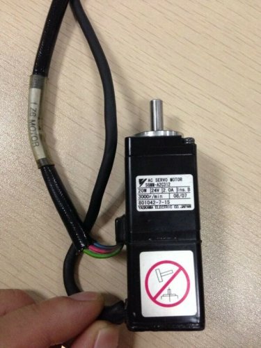 YASKAWA AC SERVO MOTOR SGMM-A2C313 NEW ORIGINAL EXPEDITED SHIPPING