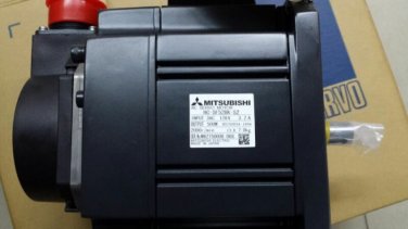 MITSUBISHI AC SERVO MOTOR HC-SF52BK-S2 NEW ORIGINAL EXPEDITED SHIPPING