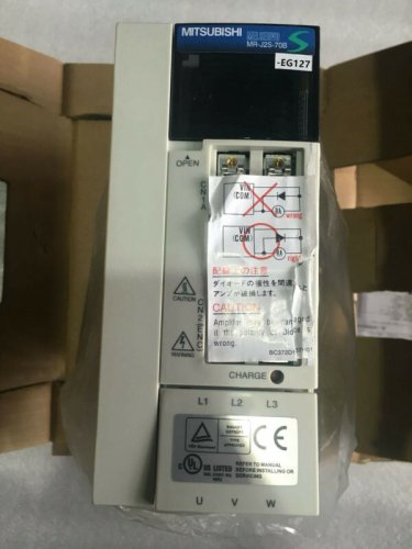 MITSUBISHI AC SERVO DRIVER MR-J2S-70B-EG127 NEW EXPEDITED SHIPPING