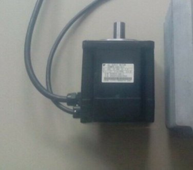 YASKAWA AC SERVO MOTOR SGMPH-04A1A21 NEW ORIGINAL EXPEDITED SHIPPING