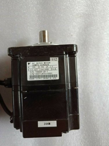 YASKAWA AC SERVO MOTOR SGMPH-02ABA2E SGMPH02ABA2E NEW EXPEDITED SHIPPING