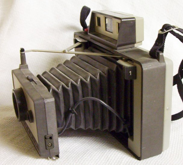 Polaroid Vintage 320 Land Camera (No Cover) [1969]
