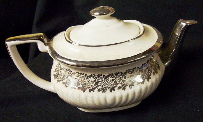 GIBSON'S TEAPOT STAFFORDSHIRE ENGLAND 1972