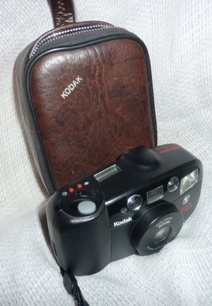 Kodak  Star 1035Z with Field Case