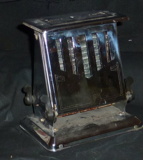 Vintage Antique Westinghouse Toaster, circa 1930's in good condition for the age
