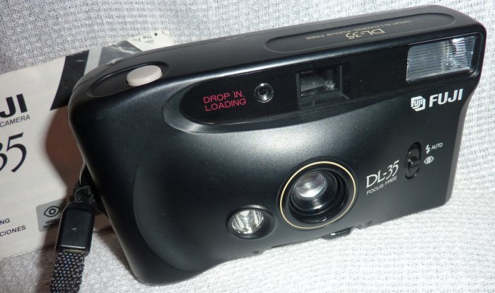 Fuji DL-35 Compact Camera with Field Case