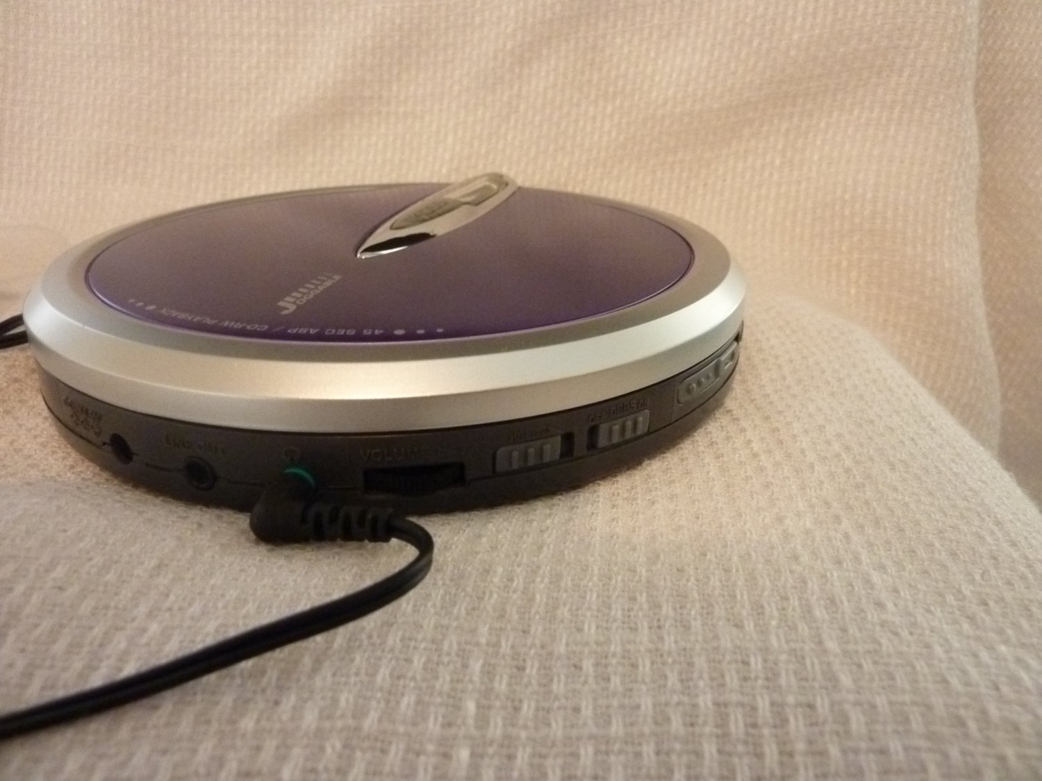 Koss Joggable Portable CD Player Model KS53202