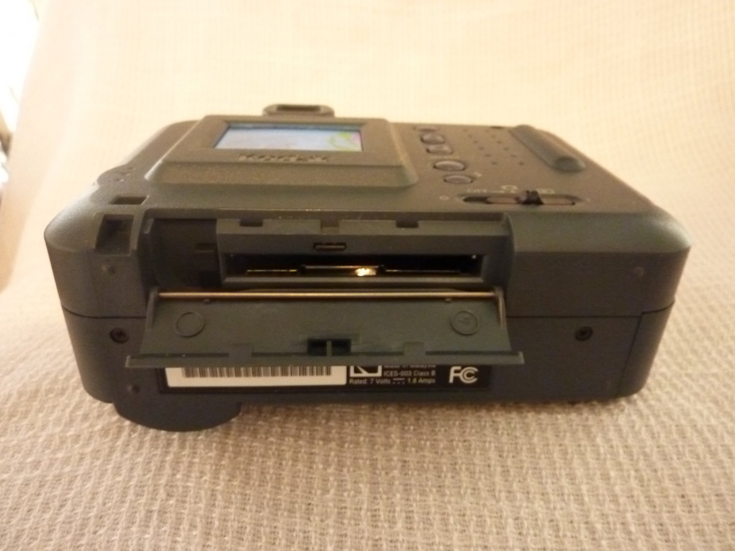 Kodak DC3200 Digital Camera