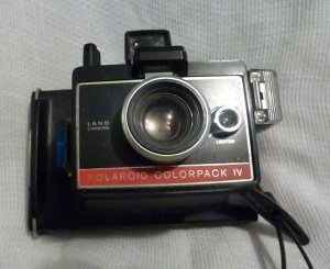 Vintage Polaroid Colorpack IV  Made in USA.