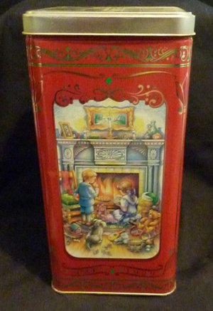 Christie 1993 Premium Plus Crackers (Winter Scenes) Tin
