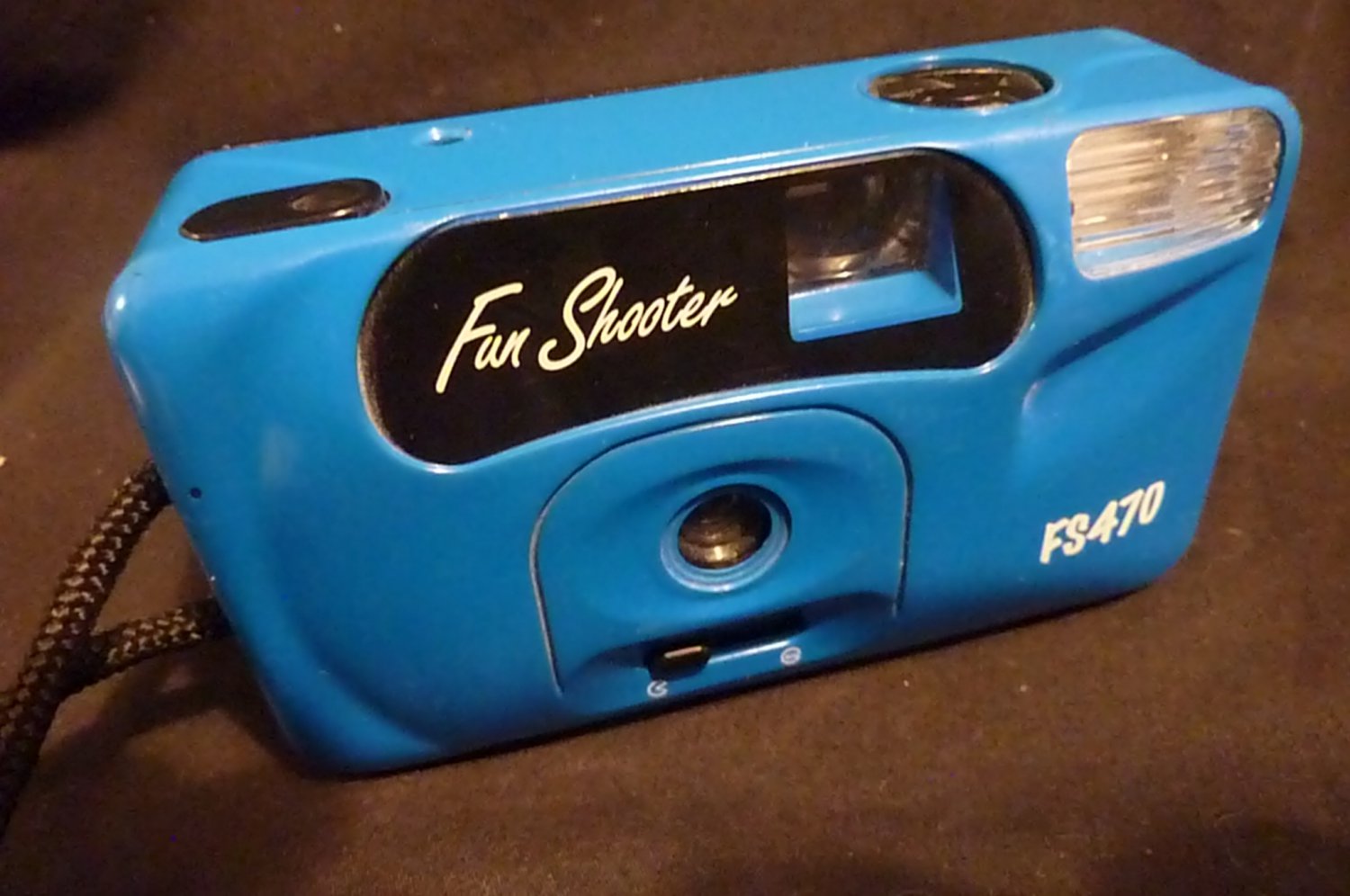 Fun Shooter FS470 Point+Shoot Camera Blue