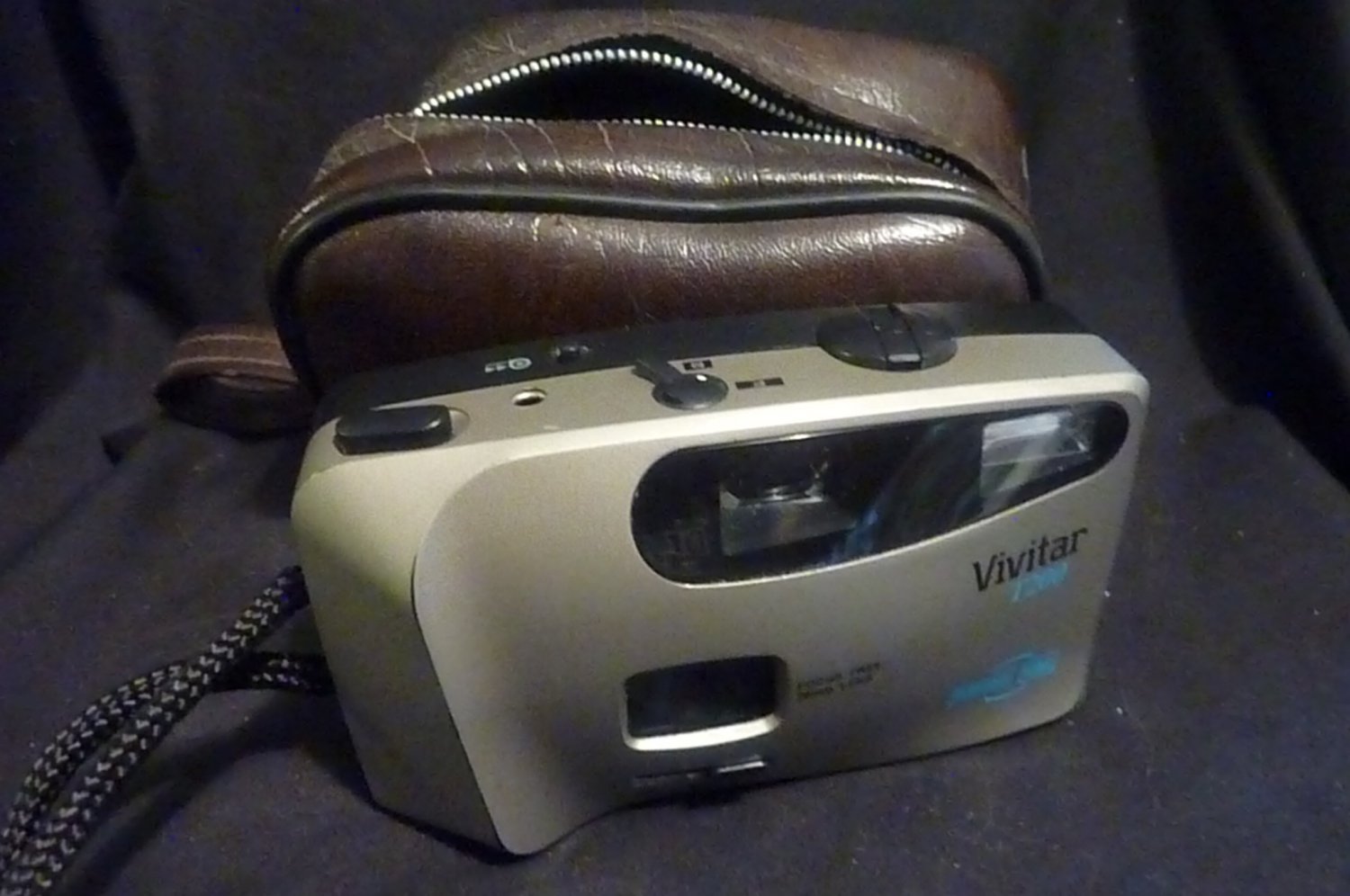 Vivitar T200 Point & Shoot 35mm Camera