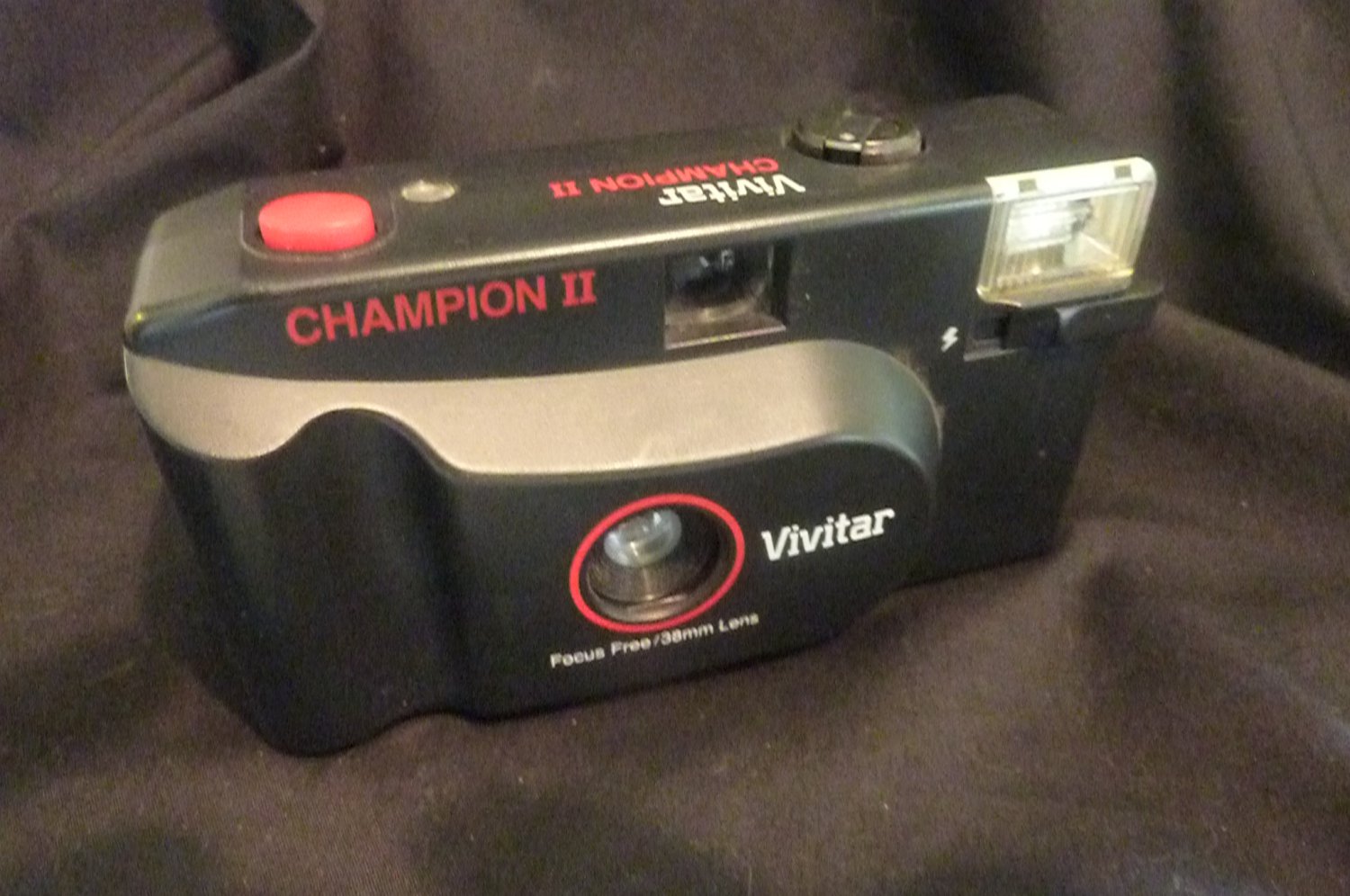 Vivitar Champion II Camera