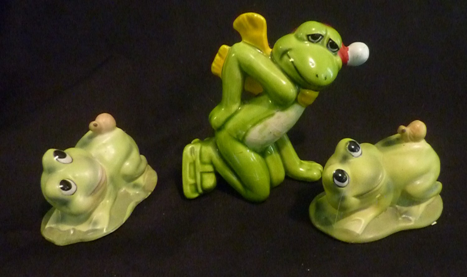 3 - Frog Night Ceramic Aquarium frogs