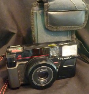 Pentax AF Zoom - 70 Tele Macro 35mm Camera and Case