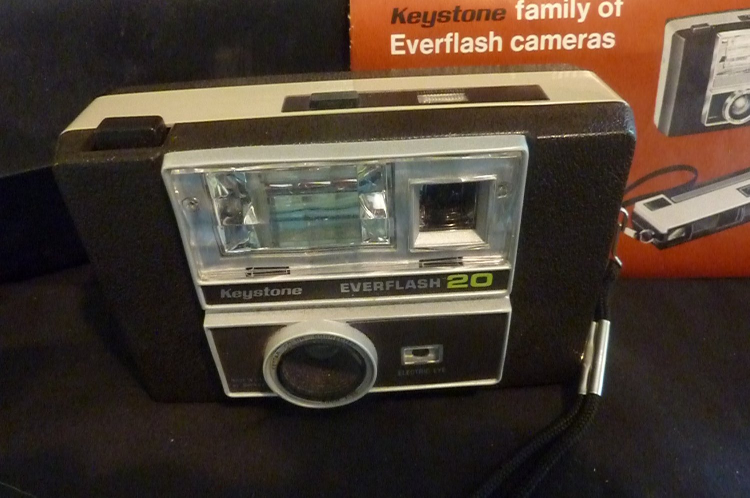 Keystone Everflash 20 Camera with Carrying Case