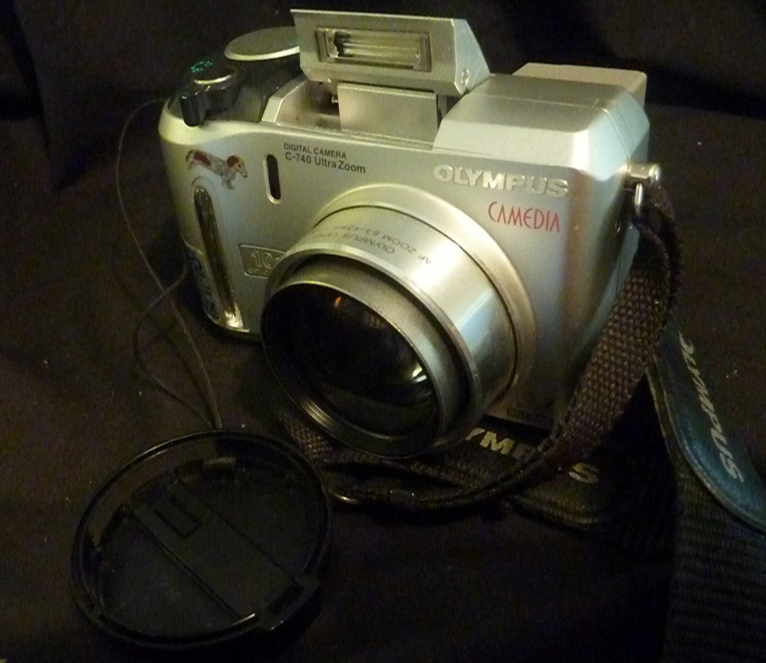 Olympus Camedia C740 Ultra Zoom 3.230x Digital Camera