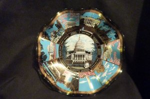 US Memorial Monument Scalloped Candy Dish