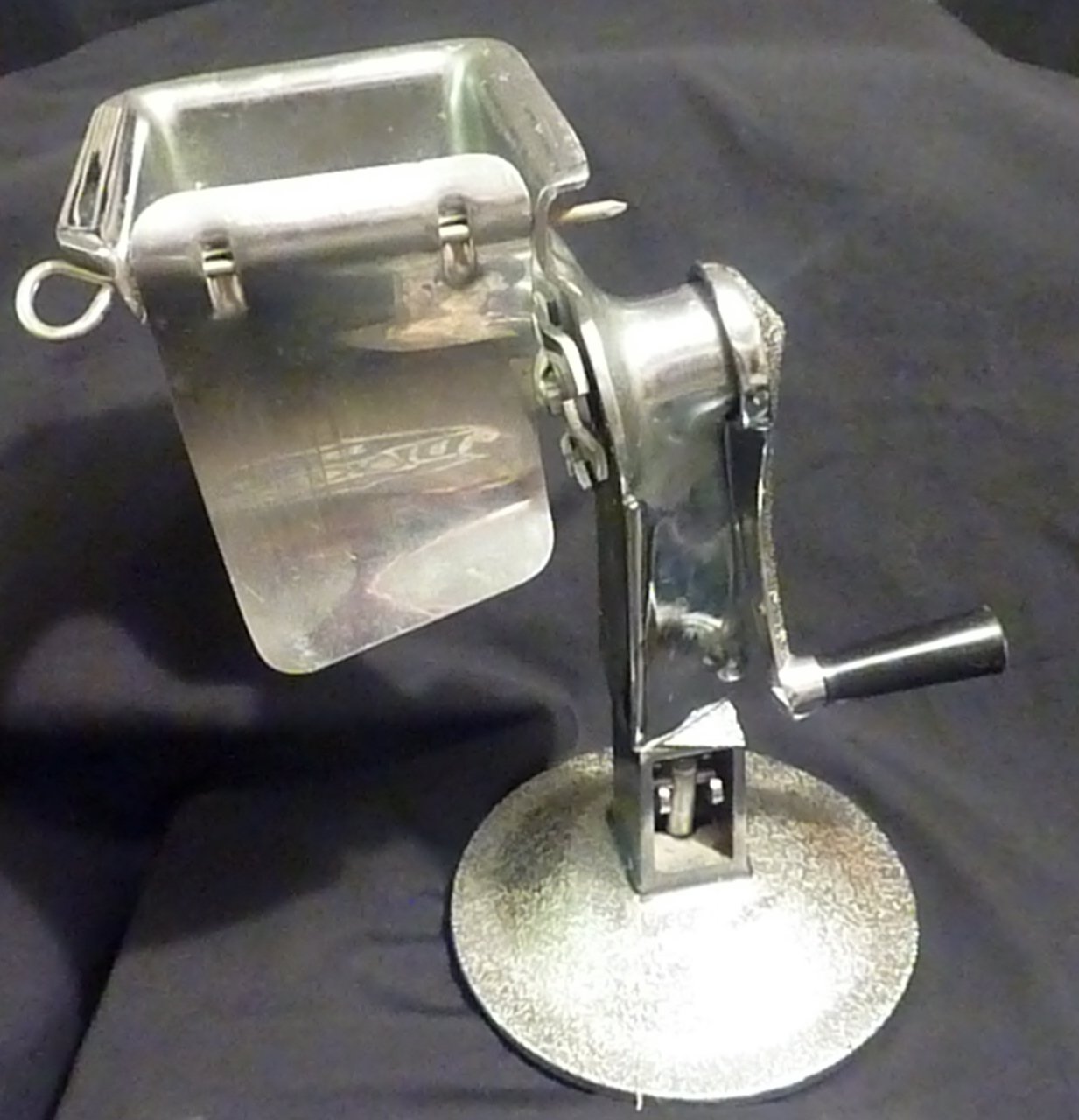 Vintage SALAD KING Food Processor vegetable cutter shredder slicer w/ 4CONES