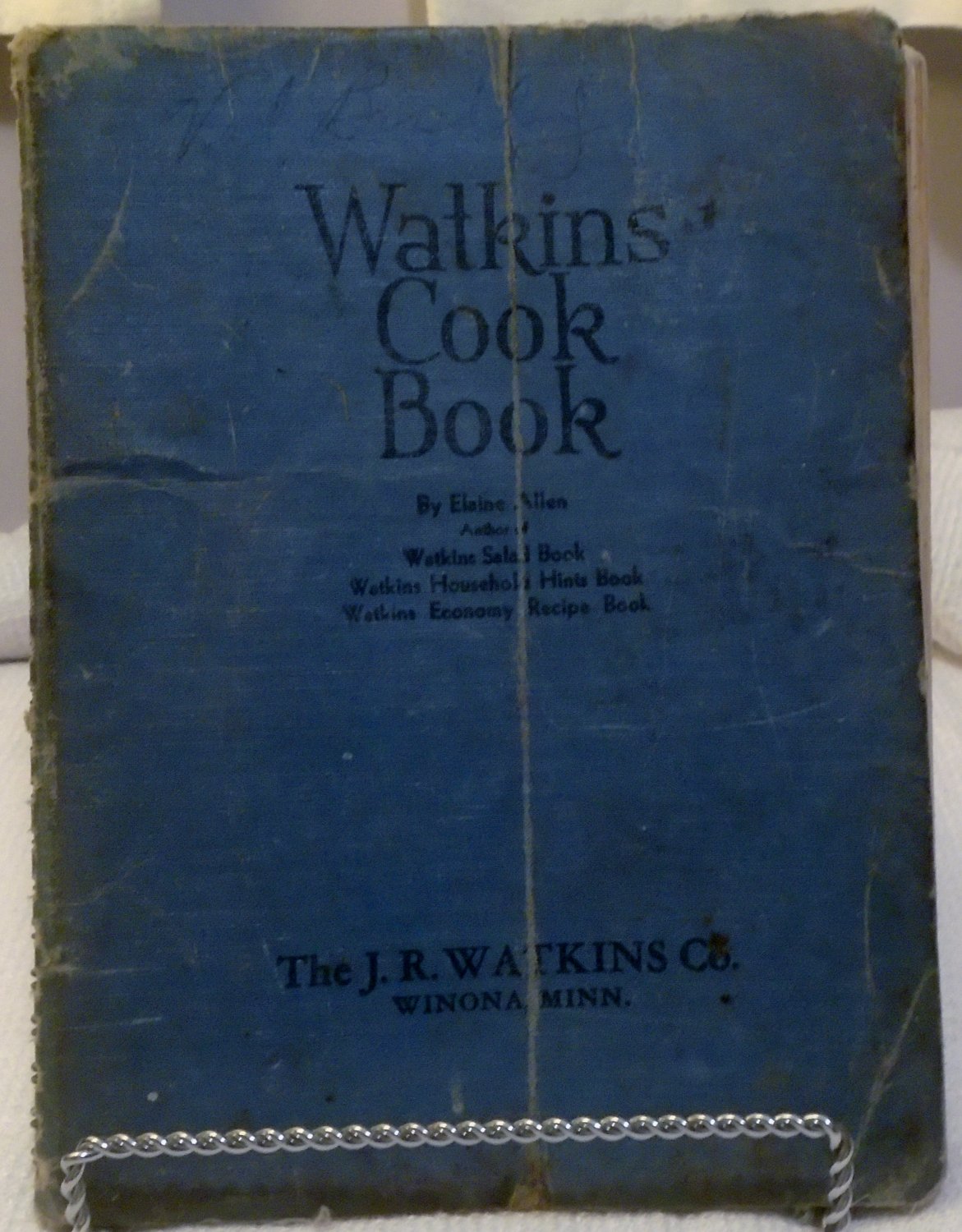 Watkins Cookbook by Elaine Allen J.R. Watkins Co. 6th Edition