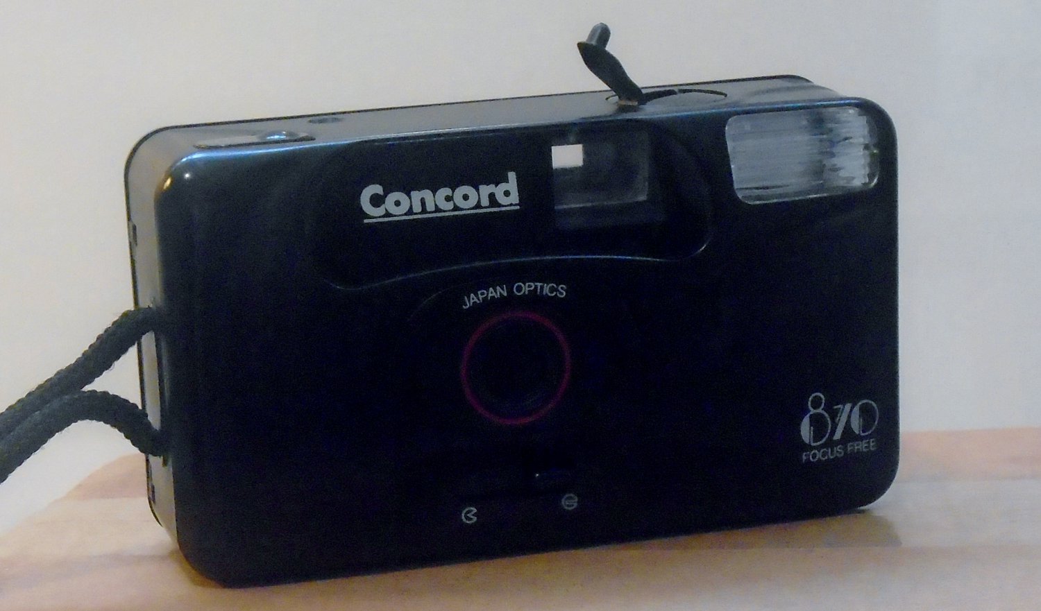 concord focus free camera