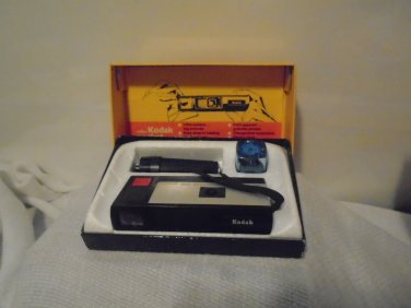 KODAK A. G. POCKET INSTAMATIC 100 + built-in flashgun for AG-1  + CASE + f/cube