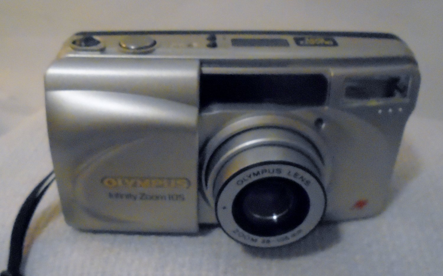 OLYMPUS INFINITY ZOOM 105 AF