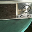 Vintage Zenith Tube Radio M 723