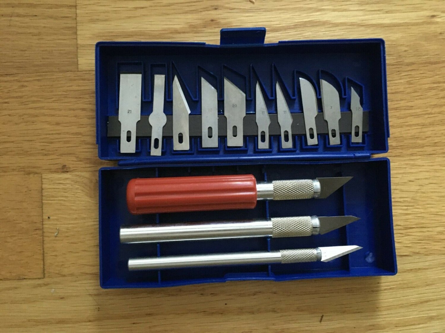 Wood Carving Tool Kit Looks New
