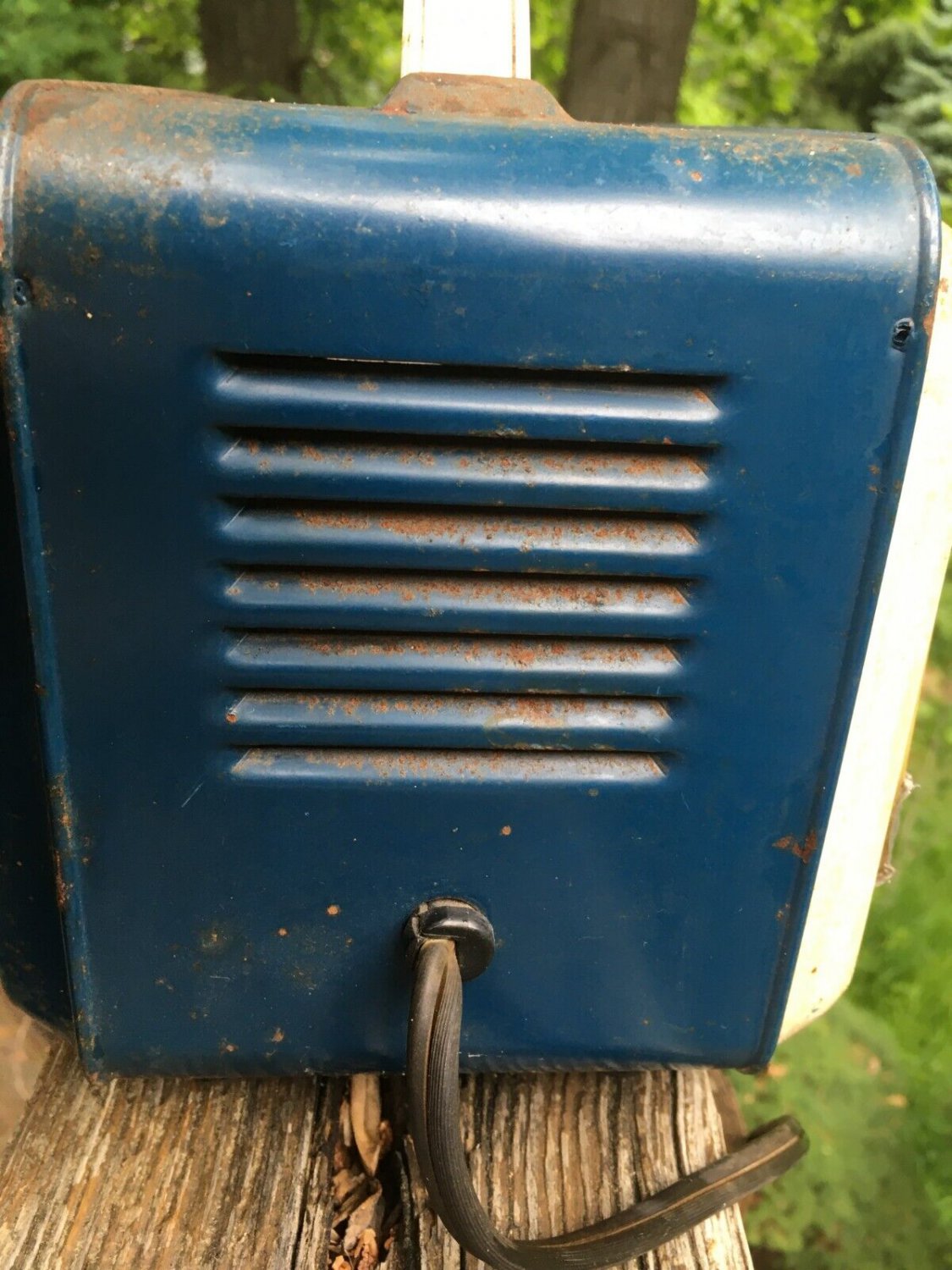 Vintage Sears Battery Charger 8 Amps 6V & 12V