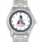 5 Mahalia - Love and Compromise WATCHES