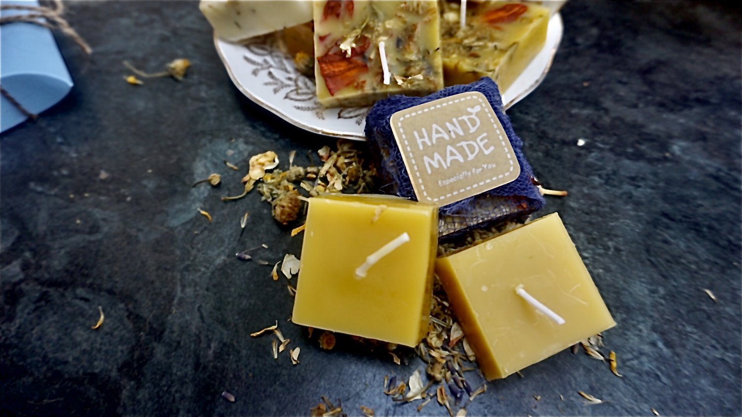Handmade Pure Beewax Candles x2