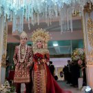 1 pair of Palembang custom wedding dress complete with nice material accessories
