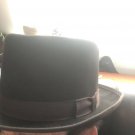 VTG EARLY DESIGNER christmas FORMAL MART BLACK SHINY FELT VELVET TOP HAT Large