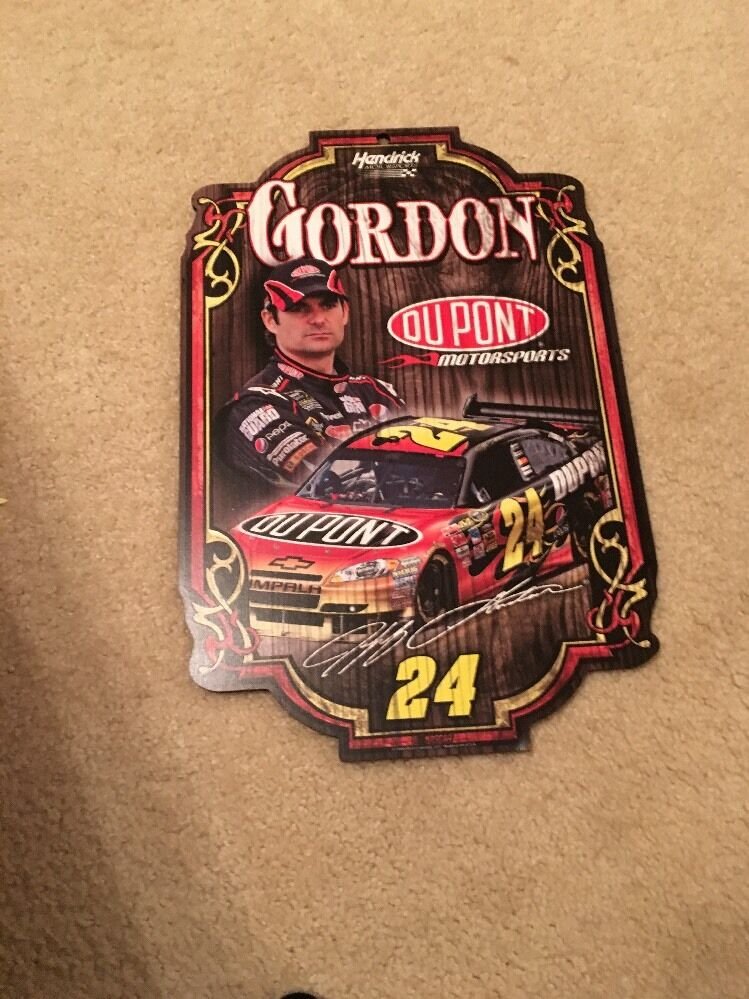 JEFF GORDON Hand Autographed Official NASCAR Hendrick Wood Sign mint condition