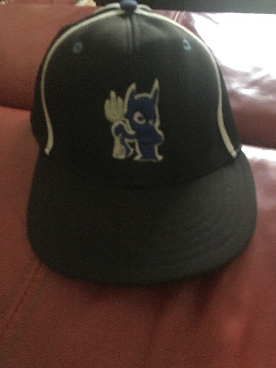 Size 7.25 Stretching Black Baseball Cap Hat