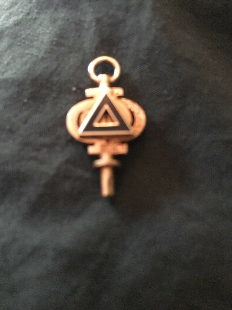 10K YELLOW GOLD PHI DELTA PHI KEY PENDANT