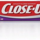 Close-Up Toothpaste Gel Freshening Red 6 oz (Bulk Pack of 7)