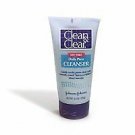 Clean & Clear Oil-Free Daily Pore Cleanser, 5.5-Ounce Tubes (Bulk Pack of 4)