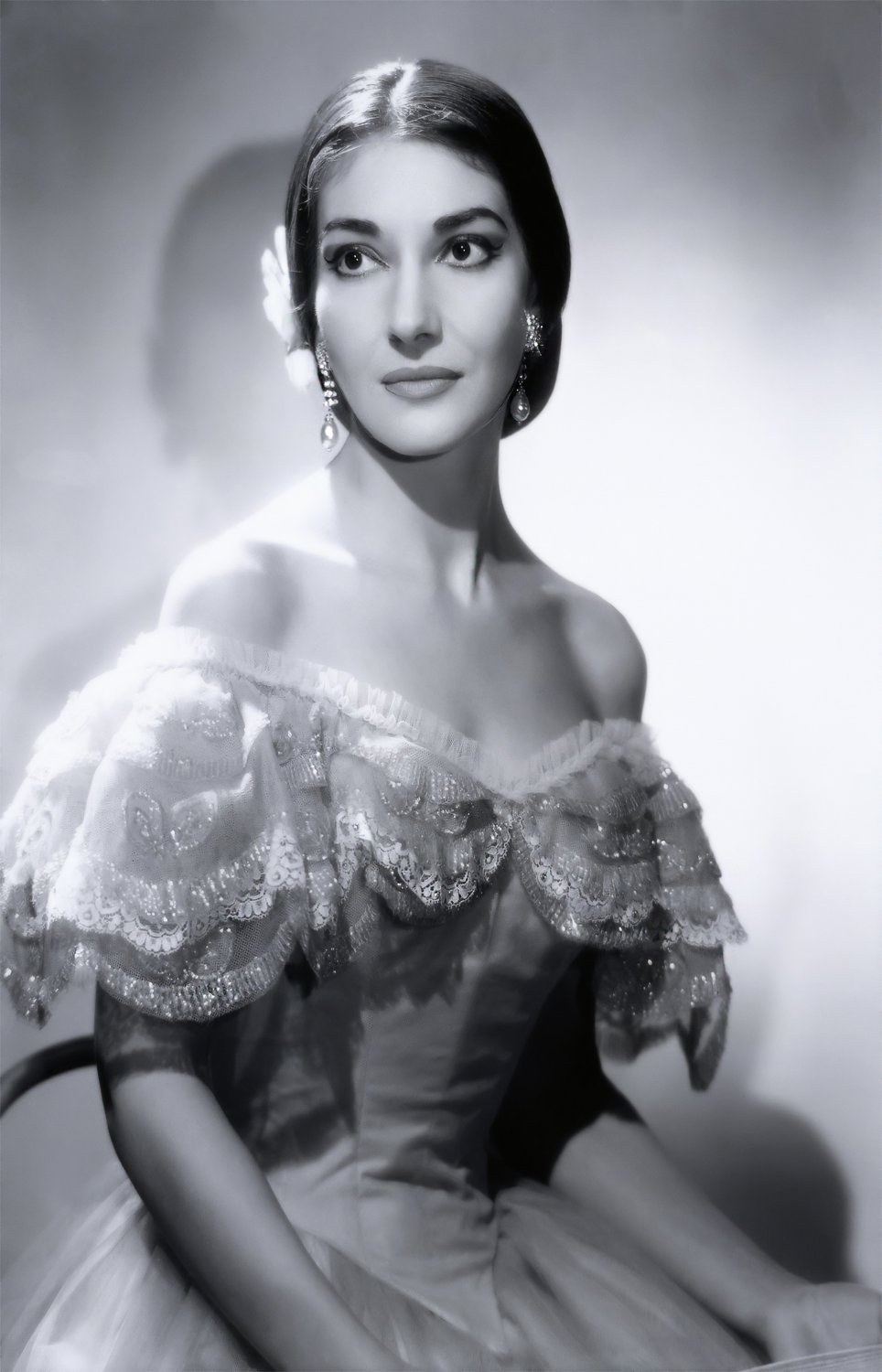 Maria Callas 24x35 inches Canvas Print